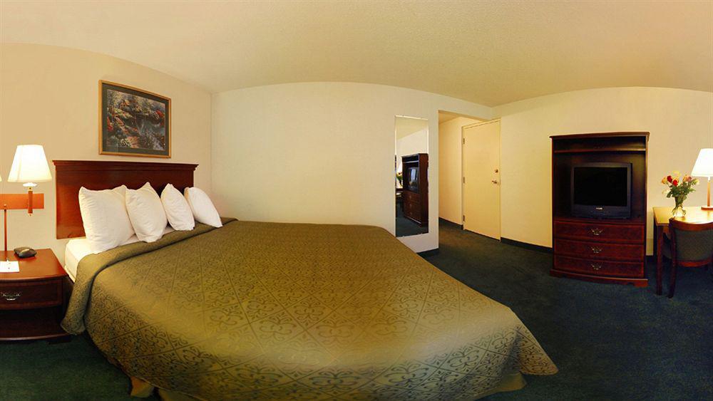 Baymont By Wyndham Great Falls City Center Εξωτερικό φωτογραφία